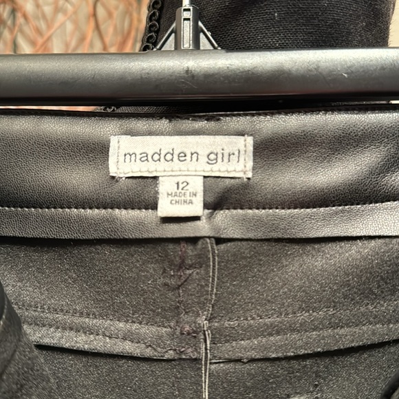 Madden girl flare pleather pants - Picture 4 of 8